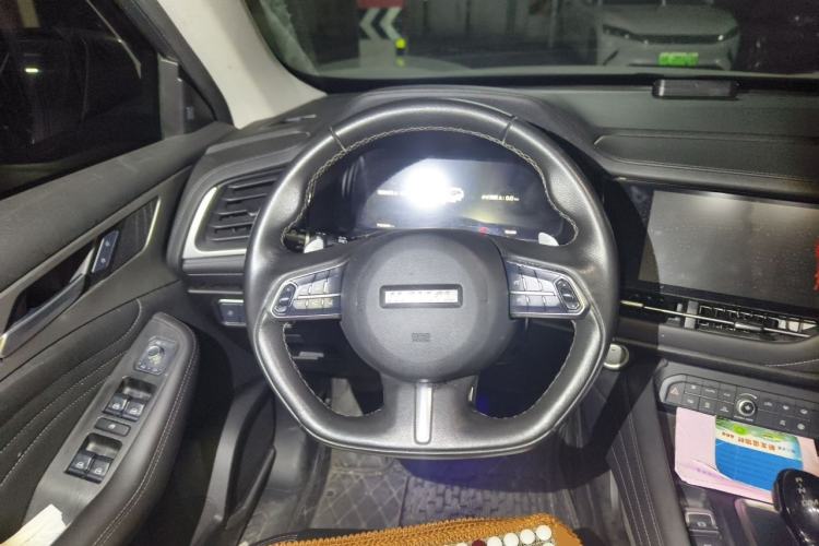 Used Haval F7 2020 2.0T Two-Wheel Drive i-Van Steering Wheel