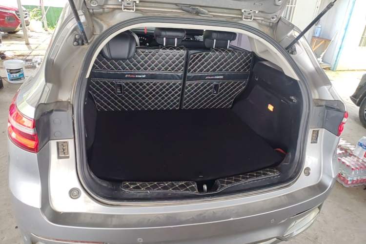 Used Haval F7 2020 1.5T Two-Wheel Drive i-Type Trunk