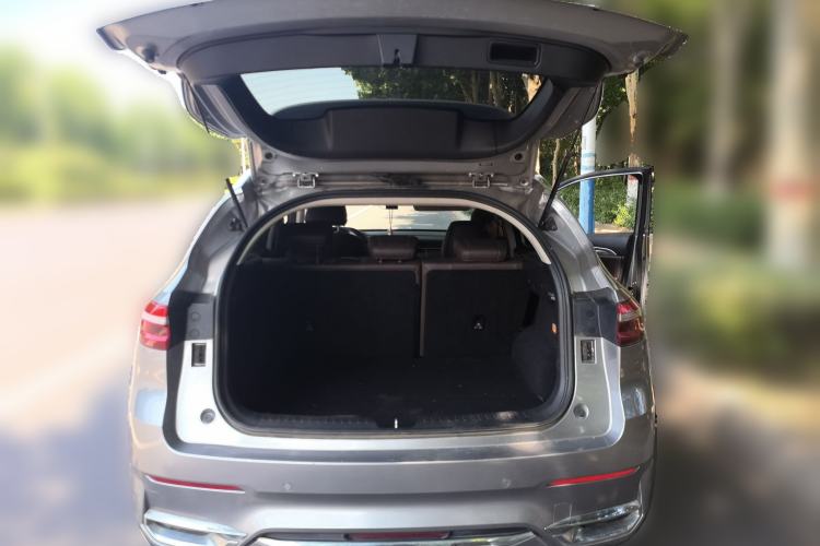 Used Haval F7 2020 1.5T Two-Wheel Drive i-Trend Trunk