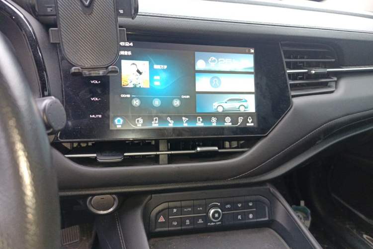 Used Haval F7 2020 1.5T Two-Wheel Drive i-Trend Audio And AC Panel
