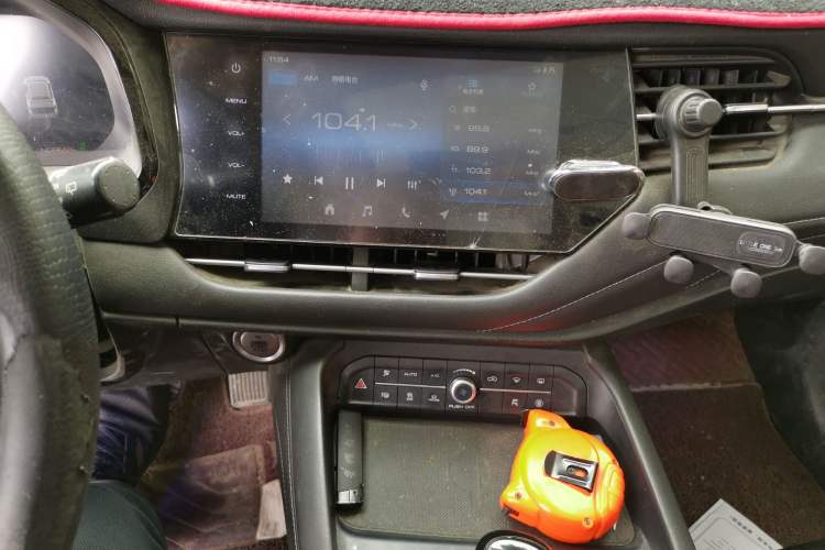 Used Haval F7 2020 1.5T Two-Wheel Drive i-Trend Audio And AC Panel