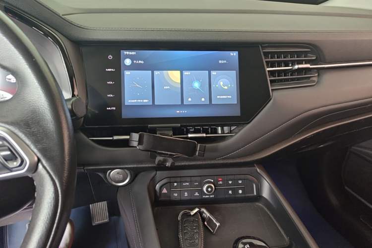 Used Haval F7 2020 1.5T Two-Wheel Drive i-Trend Audio And AC Panel