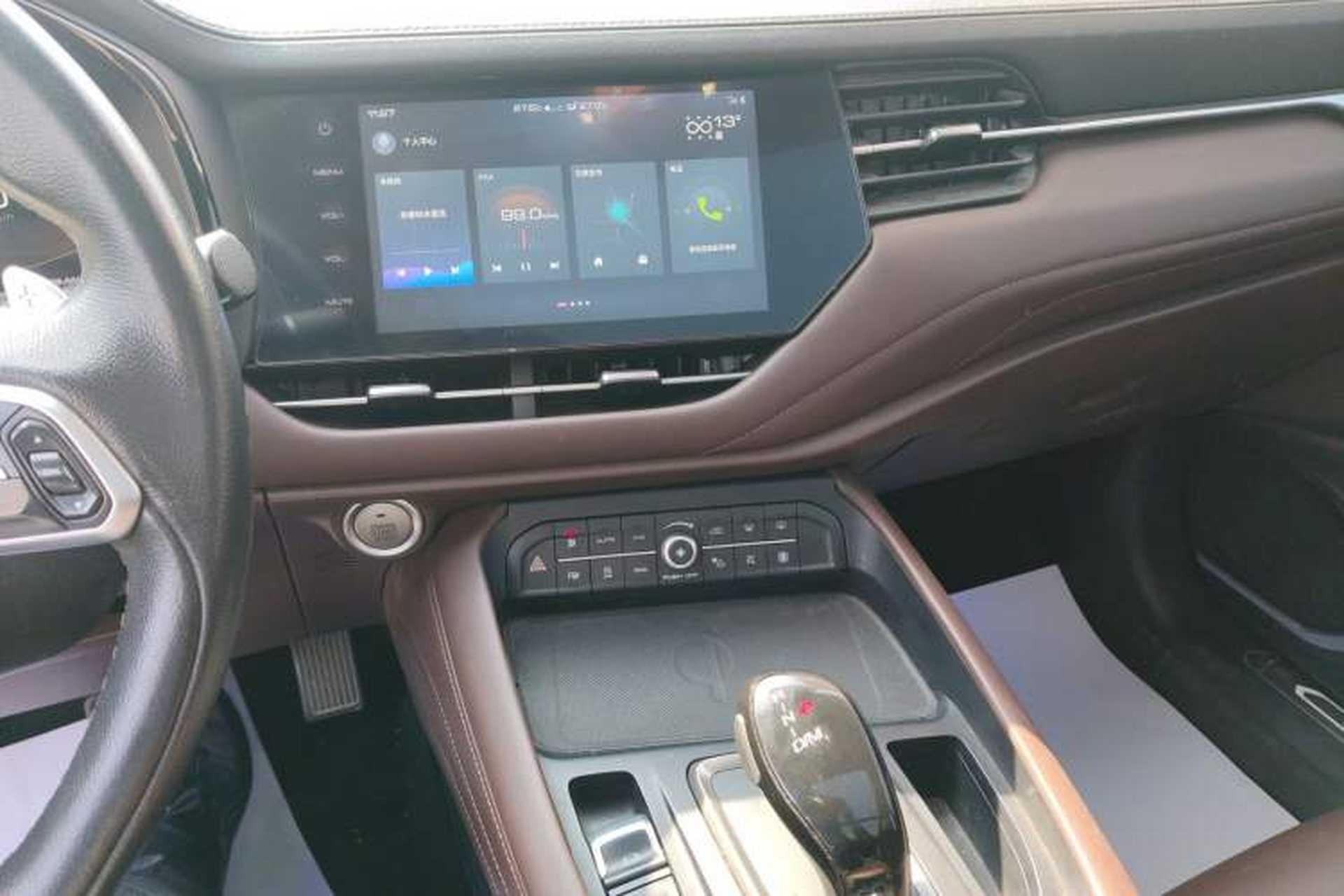 Used Haval F7 2020 2.0T All-Wheel Drive iJoy Audio And AC Panel