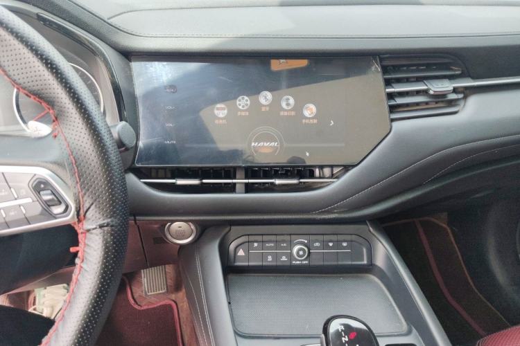 Used Haval F7 2020 1.5T Two-Wheel Drive iCool Audio And AC Panel
