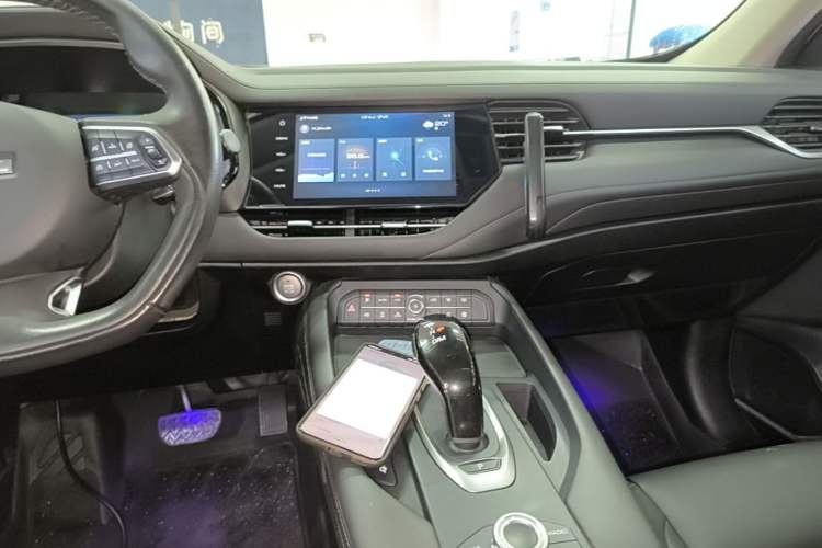 Used Haval F7 2020 1.5T Two-Wheel Drive i-Trend Audio And AC Panel