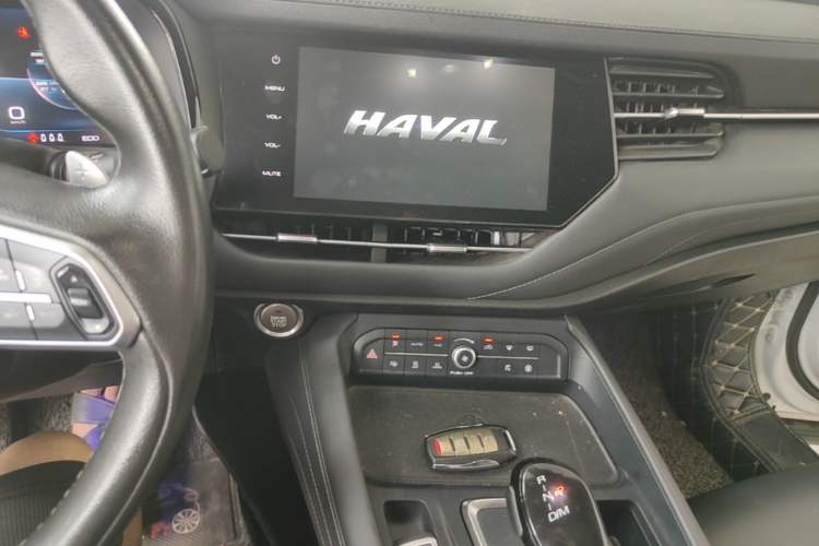 Used Haval F7 2020 1.5T Two-Wheel Drive i-Trend Audio And AC Panel