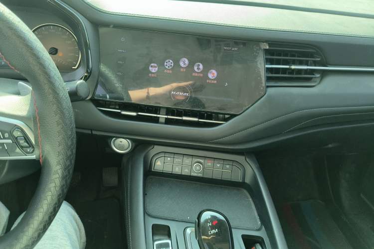 Used Haval F7 2020 1.5T Two-Wheel Drive iCool Audio And AC Panel