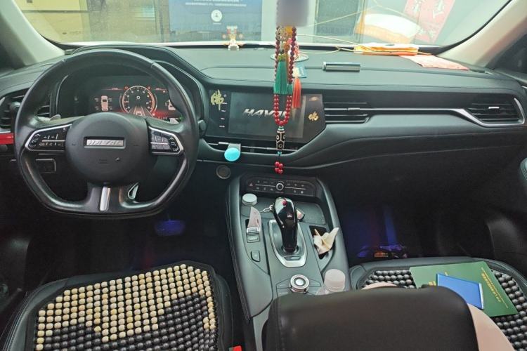 Used Haval F7 2020 1.5T Two-Wheel Drive i-Trend Center Console