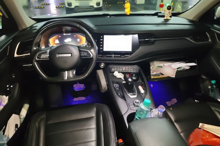 Used Haval F7 2020 1.5T Two-Wheel Drive i-Trend Center Console