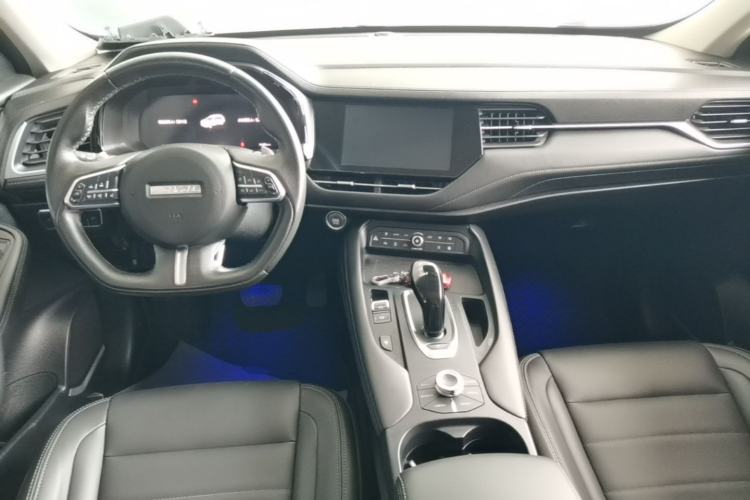 Used Haval F7 2020 1.5T Two-Wheel Drive i-Trend Center Console