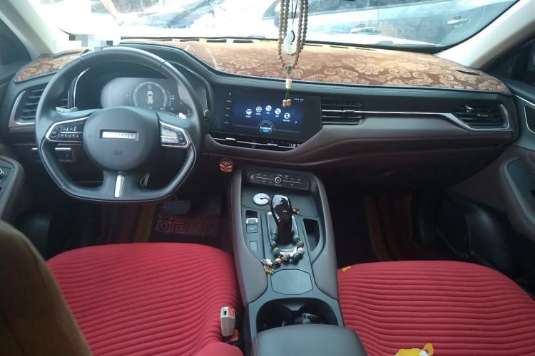 Used Haval F7 2020 1.5T Two-Wheel Drive i-Type Center Console