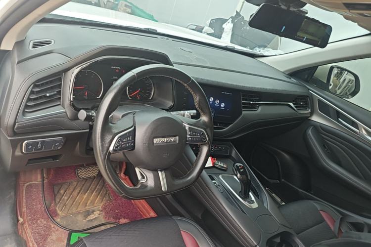 Used Haval F7 2020 1.5T Two-Wheel Drive iCool Center Console