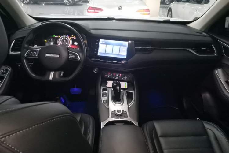 Used Haval F7 2020 1.5T Two-Wheel Drive i-Trend Center Console