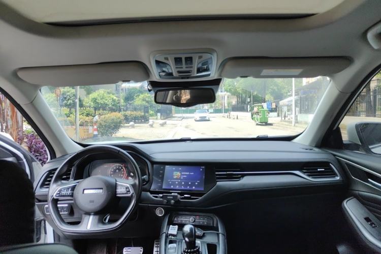 Used Haval F7 2020 1.5T Two-Wheel Drive i-Trend Center Console
