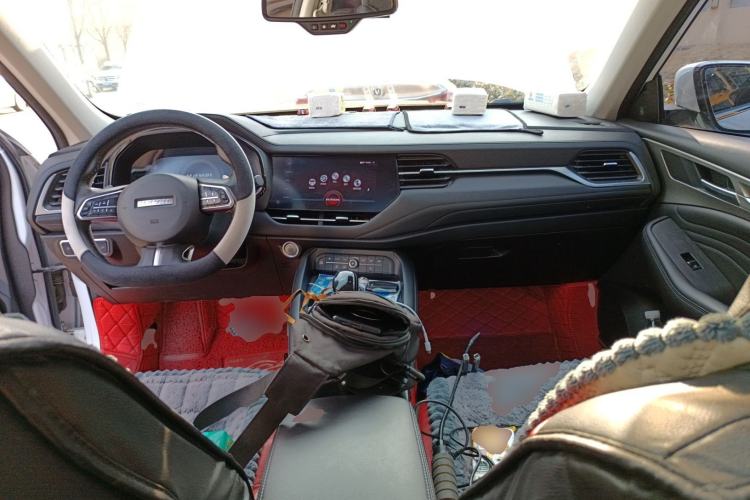 Used Haval F7 2020 1.5T Two-Wheel Drive i-Type Center Console