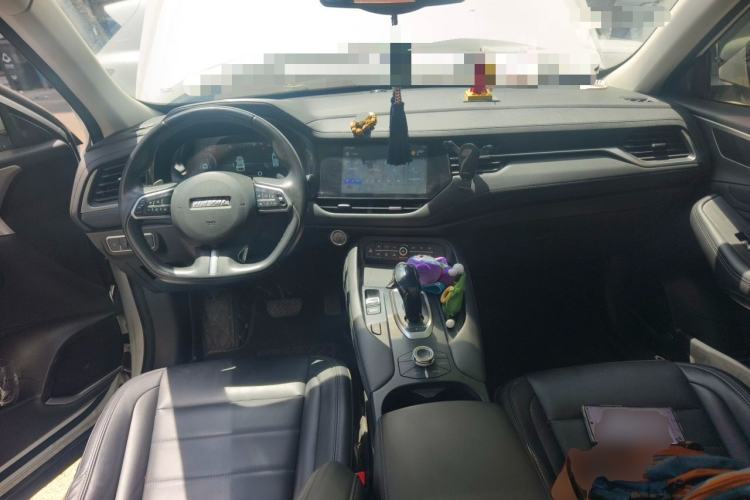 Used Haval F7 2020 1.5T Two-Wheel Drive i-Trend Center Console