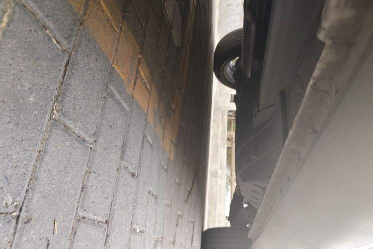 Used Haval F7 2020 2.0T All-Wheel Drive iJoy Chassis Front Left