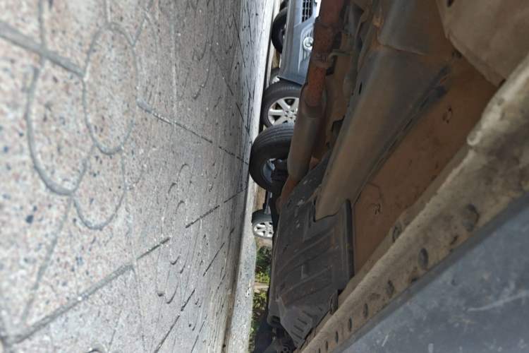 Used Haval F7 2020 2.0T Two-Wheel Drive i-Van Chassis Front Left