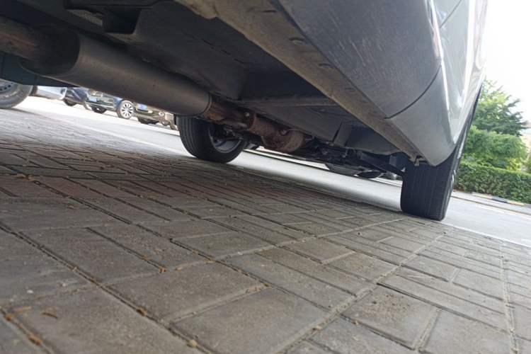 Used Haval F7 2020 2.0T Two-Wheel Drive i-Van Chassis Rear Right