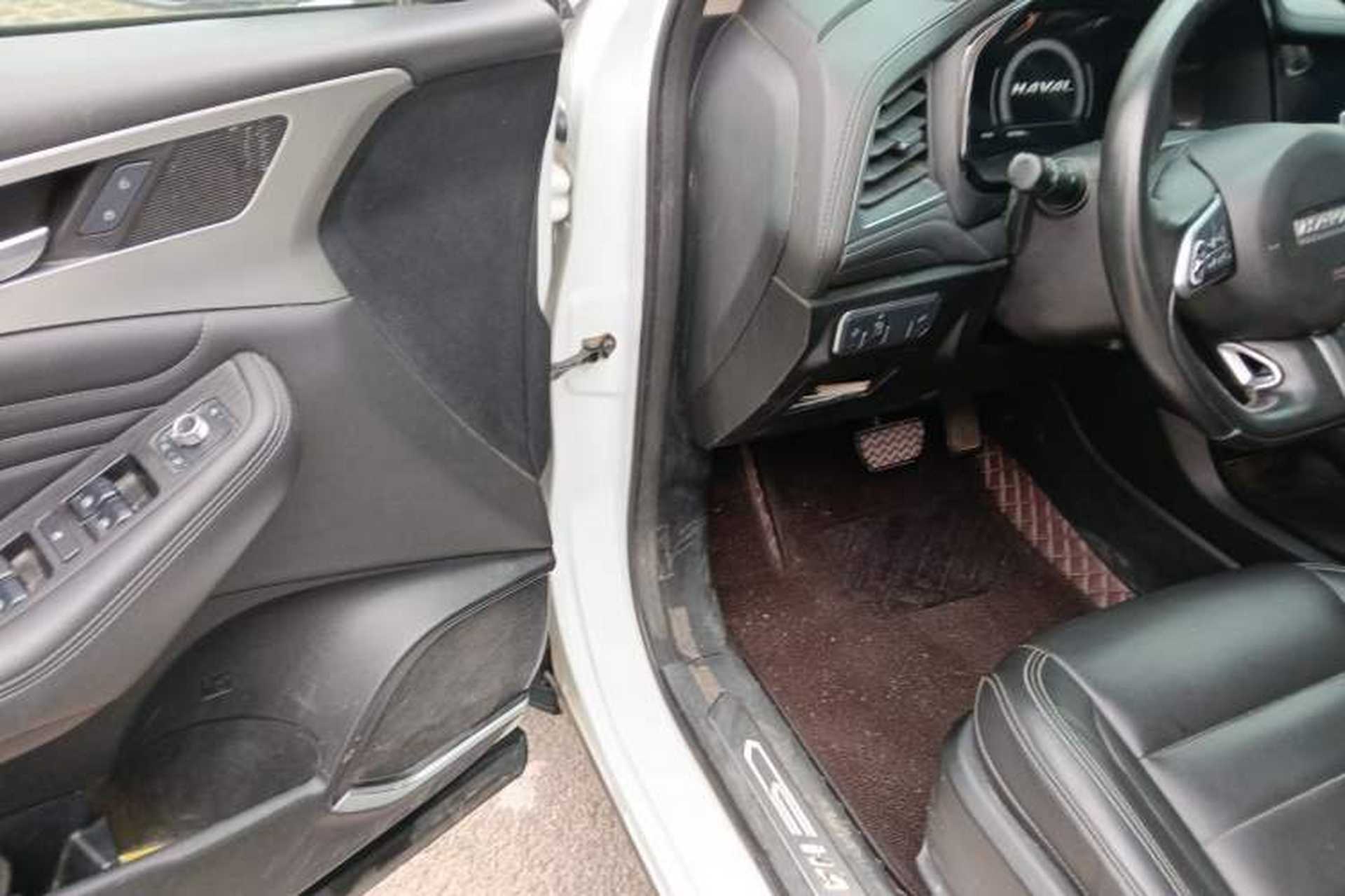 Used Haval F7 2020 1.5T Two-Wheel Drive i-Type Driver Seat