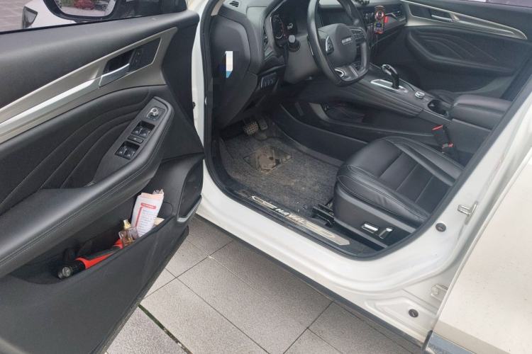 Used Haval F7 2020 1.5T Two-Wheel Drive i-Trend Driver Seat