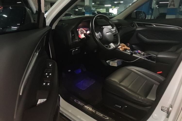 Used Haval F7 2020 2.0T Two-Wheel Drive i-Van Driver Seat