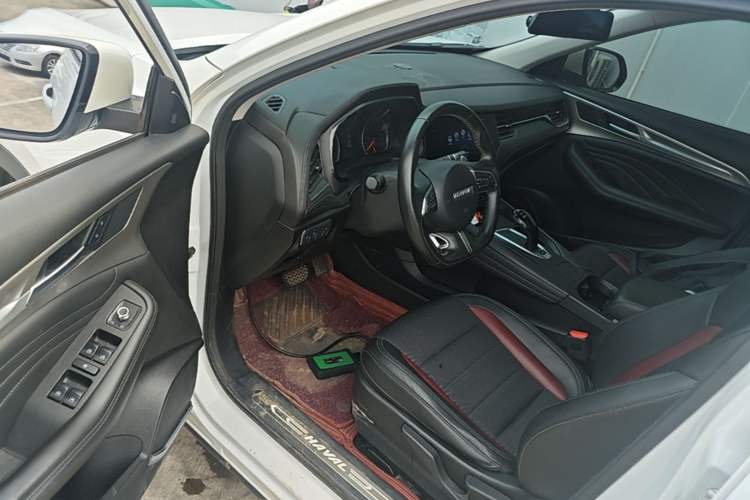 Used Haval F7 2020 1.5T Two-Wheel Drive iCool Driver Seat