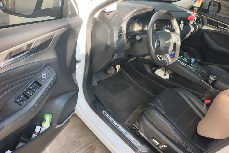 Used Haval F7 2020 1.5T Two-Wheel Drive i-Type Driver Seat