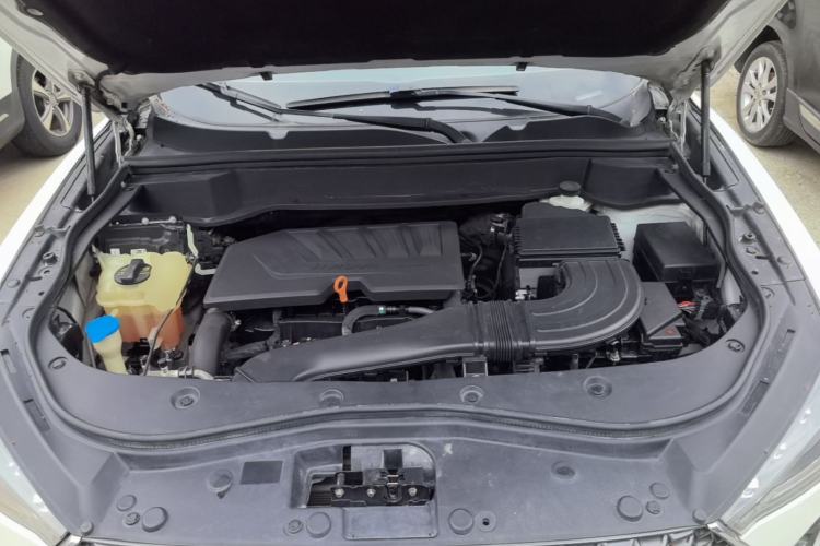Used Haval F7 2020 1.5T Two-Wheel Drive i-Type Engine Bay