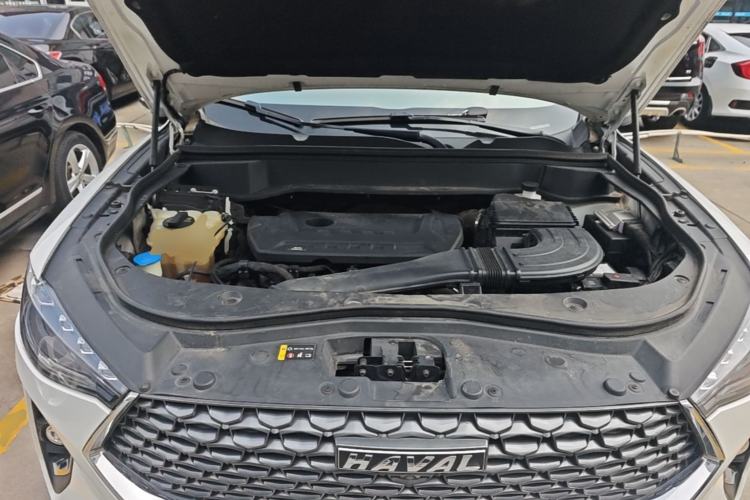 Used Haval F7 2020 2.0T Two-Wheel Drive i-Van Engine Bay