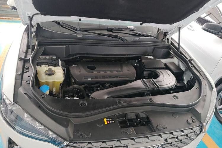 Used Haval F7 2020 2.0T Two-Wheel Drive i-Van Engine Bay