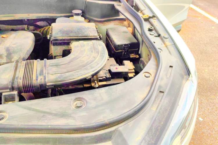 Used Haval F7 2020 2.0T All-Wheel Drive iJoy Engine Bay Left