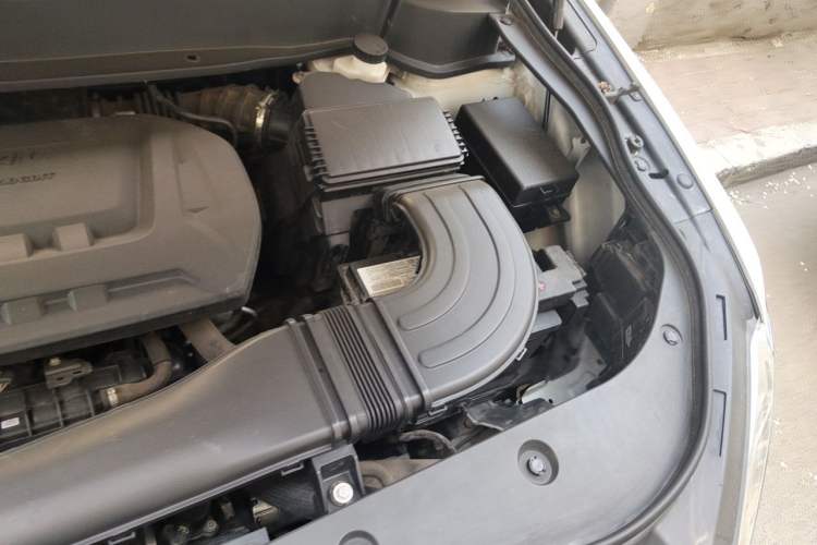 Used Haval F7 2020 2.0T All-Wheel Drive iJoy Engine Bay Left