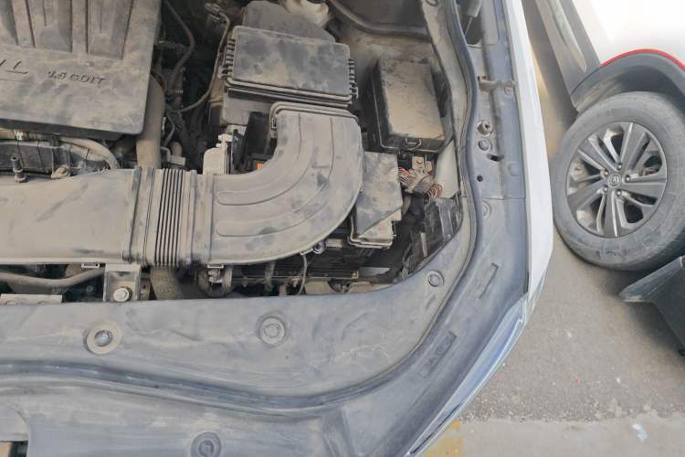 Used Haval F7 2020 1.5T Two-Wheel Drive i-Type Engine Bay Left
