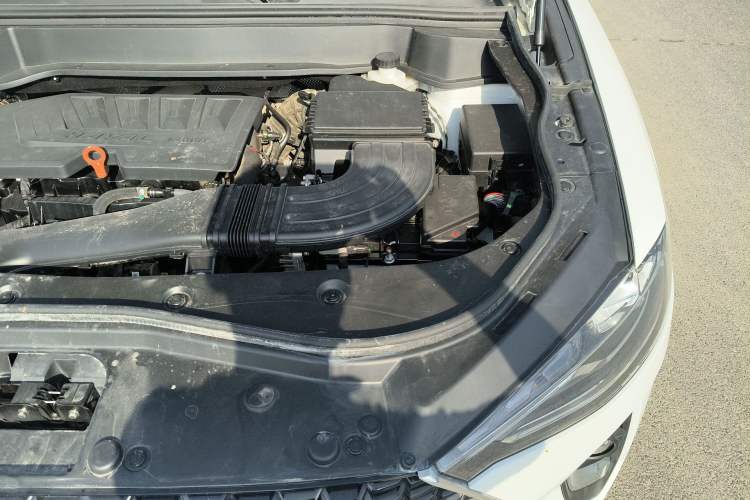 Used Haval F7 2020 1.5T Two-Wheel Drive iCool Engine Bay Left