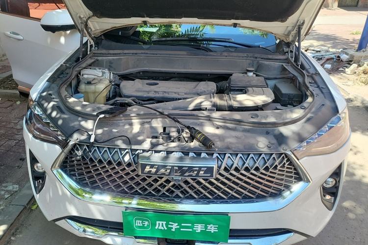 Used Haval F7 2020 2.0T Two-Wheel Drive i-Active Engine Bay