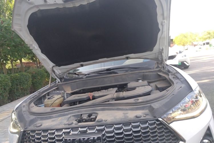 Used Haval F7 2020 1.5T Two-Wheel Drive i-Type Engine Bay