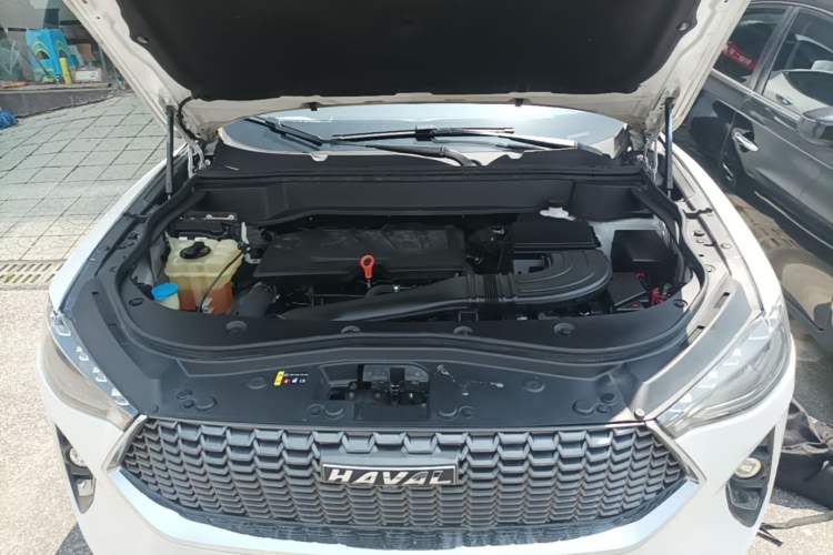 Used Haval F7 2020 1.5T Two-Wheel Drive i-Type Engine Bay