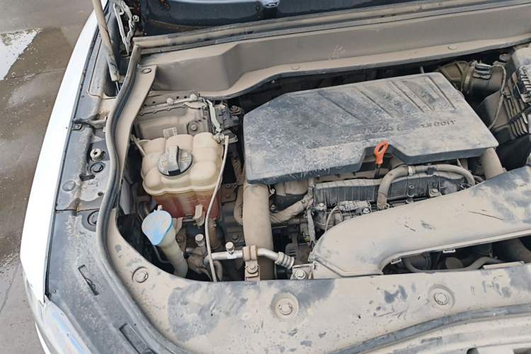 Used Haval F7 2020 1.5T Two-Wheel Drive i-Type Engine Bay Right