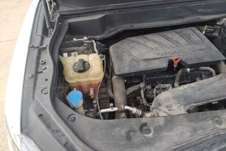 Used Haval F7 2020 1.5T Two-Wheel Drive i-Type Engine Bay Right