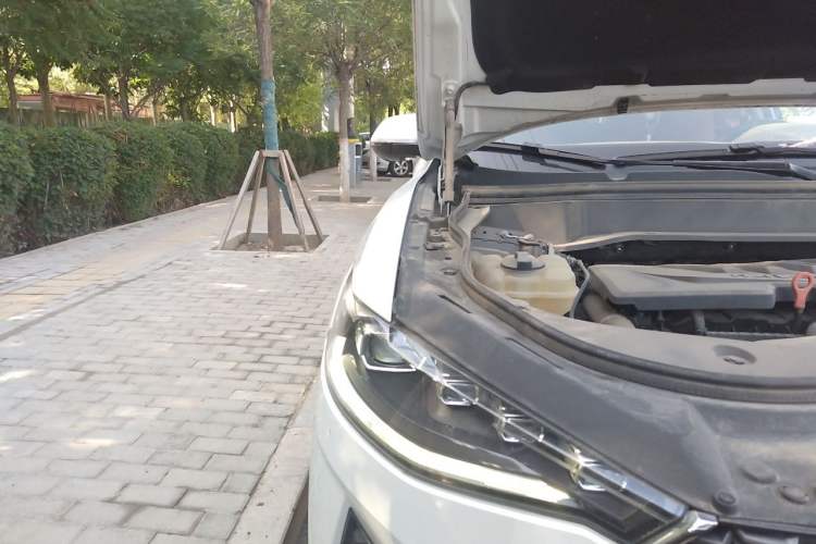 Used Haval F7 2020 1.5T Two-Wheel Drive i-Type Engine Bay Right