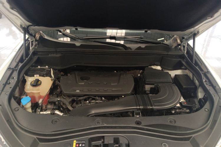 Used Haval F7 2020 2.0T All-Wheel Drive iJoy Engine Bay