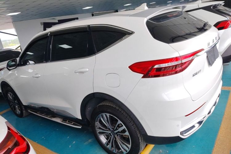 Used Haval F7 2020 2.0T Two-Wheel Drive i-Van Exterior 2