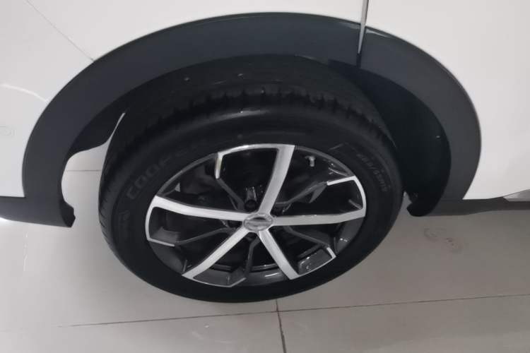 Used Haval F7 2020 1.5T Two-Wheel Drive i-Trend Exterior 2