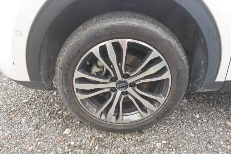 Used Haval F7 2020 2.0T Two-Wheel Drive i-Van Exterior 4