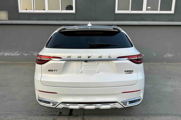 Used Haval F7 2020 2.0T All-Wheel Drive iJoy Exterior 4