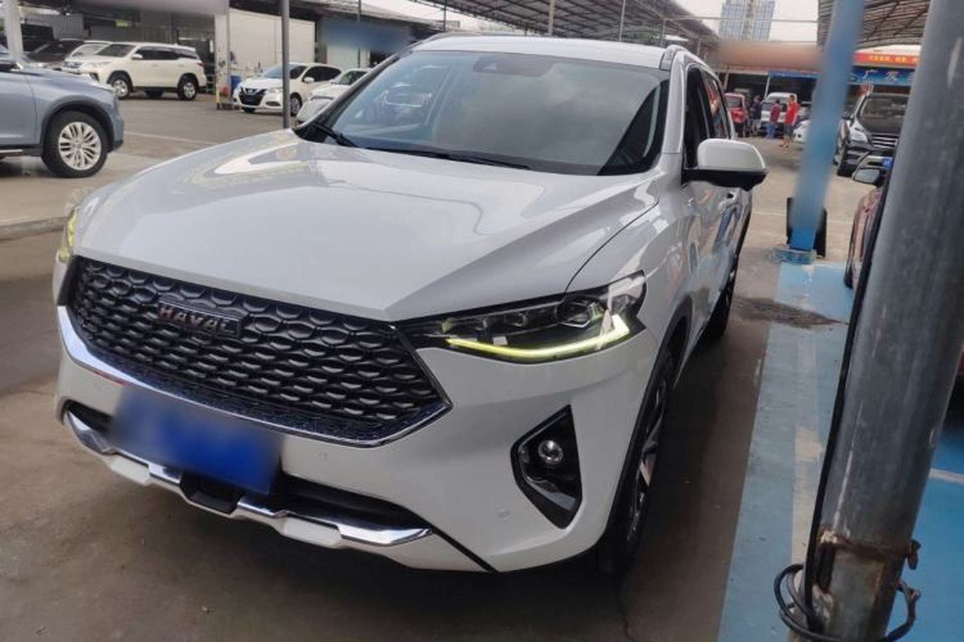 Used Haval F7 2020 1.5T Two-Wheel Drive i-Trend Front Left 45 Deg