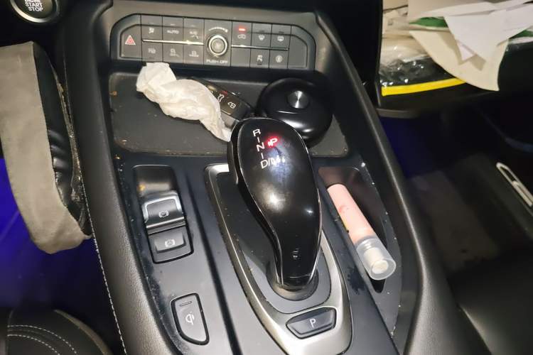 Used Haval F7 2020 1.5T Two-Wheel Drive i-Trend Gear Lever