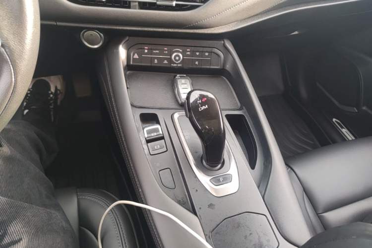 Used Haval F7 2020 1.5T Two-Wheel Drive i-Type Gear Lever