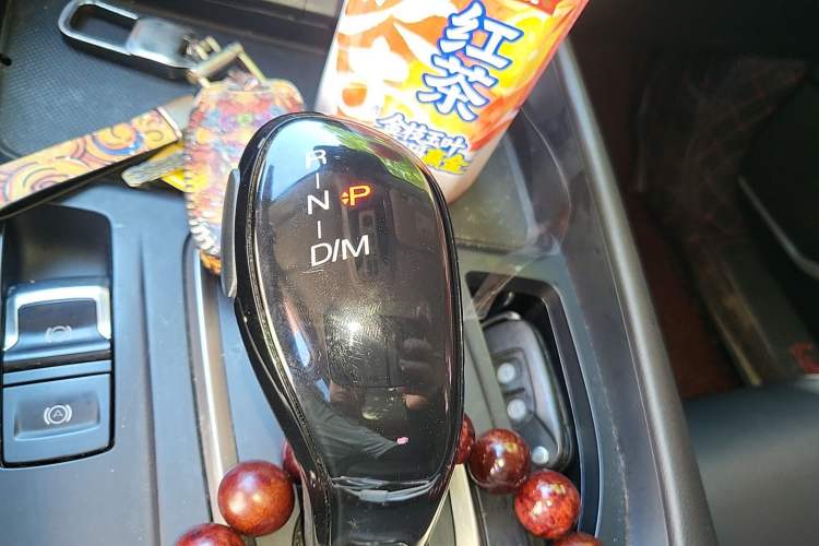 Used Haval F7 2020 2.0T Two-Wheel Drive i-Active Gear Lever